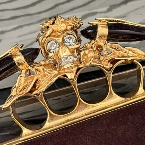 Alexander McQueen Dragonfly Skull Knuckle Clutch - Picture 3 of 11